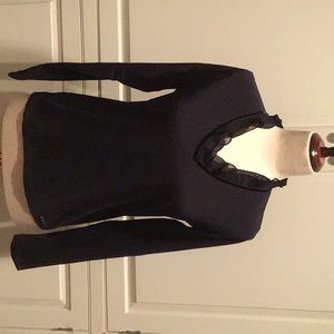 BLUE WILLI’S BLACK RUFFLED V-NECK LONG SLEEVED COTTON KNIT TOP